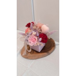 永生桌花-玫瑰康乃馨